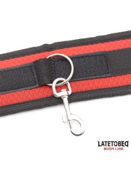 Dispositifs de retenue de lit avec masque, menottes réglables et amovibles