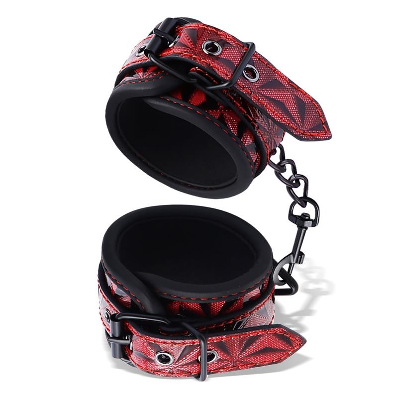 Menottes de cheville rembourrées réglables en cuir végétalien diamant