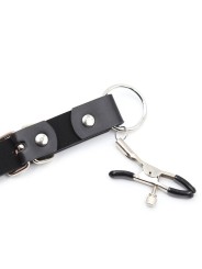 ohmama fetish - pinces clitoris avec sangles de jambes